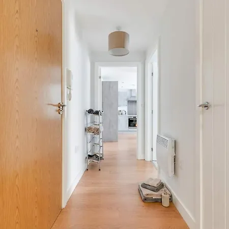 Apartment Modern 1 Bed Flat In A Converted Mill W Parking *